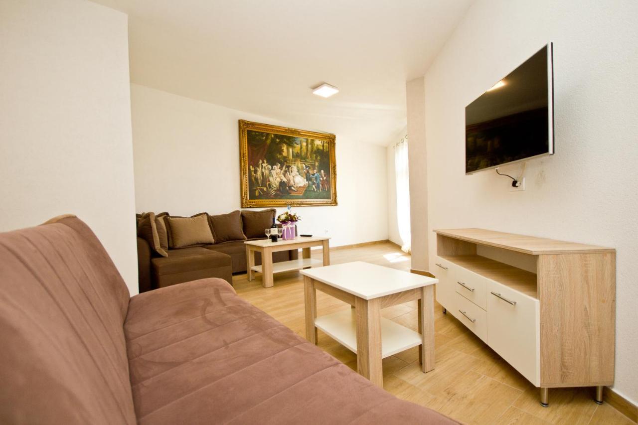 Apartmani Vukcevic 巴尔 外观 照片